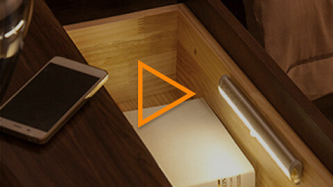 Бездротовий LED світильник із датчиком руху